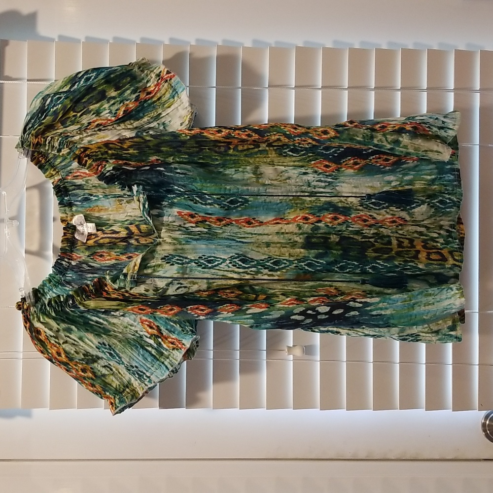 Dressbarn pullover. In very good condition